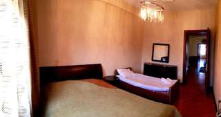 Апартаменты Private Family Apartment Downtown Баку Апартаменты-14