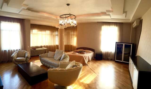Апартаменты Private Family Apartment Downtown Баку-5